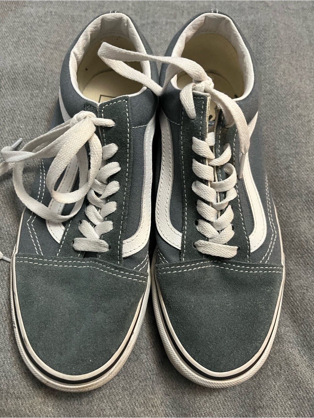 Vans Men’s Gray Suede Low-Top Sneakers with White Stripe